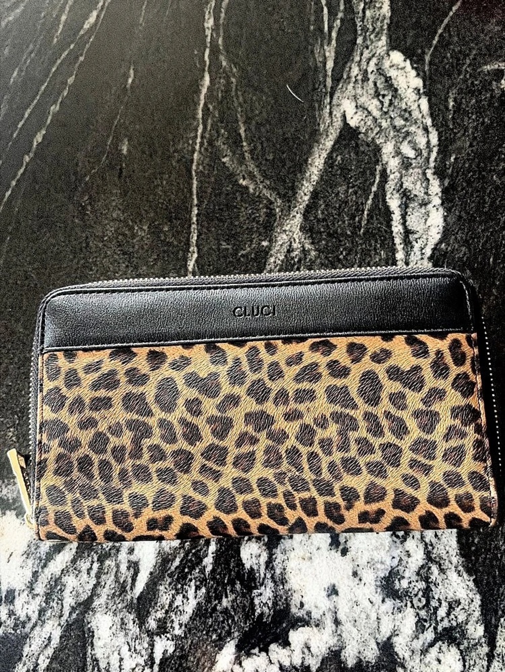 GUESS Leopard Print Zip Around Wallet Like New